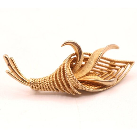 Coro Horn of Plenty Pin Brooch Cornucopia Pegasus Coll MCM Retro Gold Tone Vtg - Picture 1 of 10